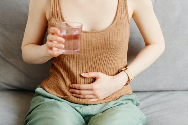 Comment soulager naturellement les menstruations douloureuses : cinq solutions efficaces